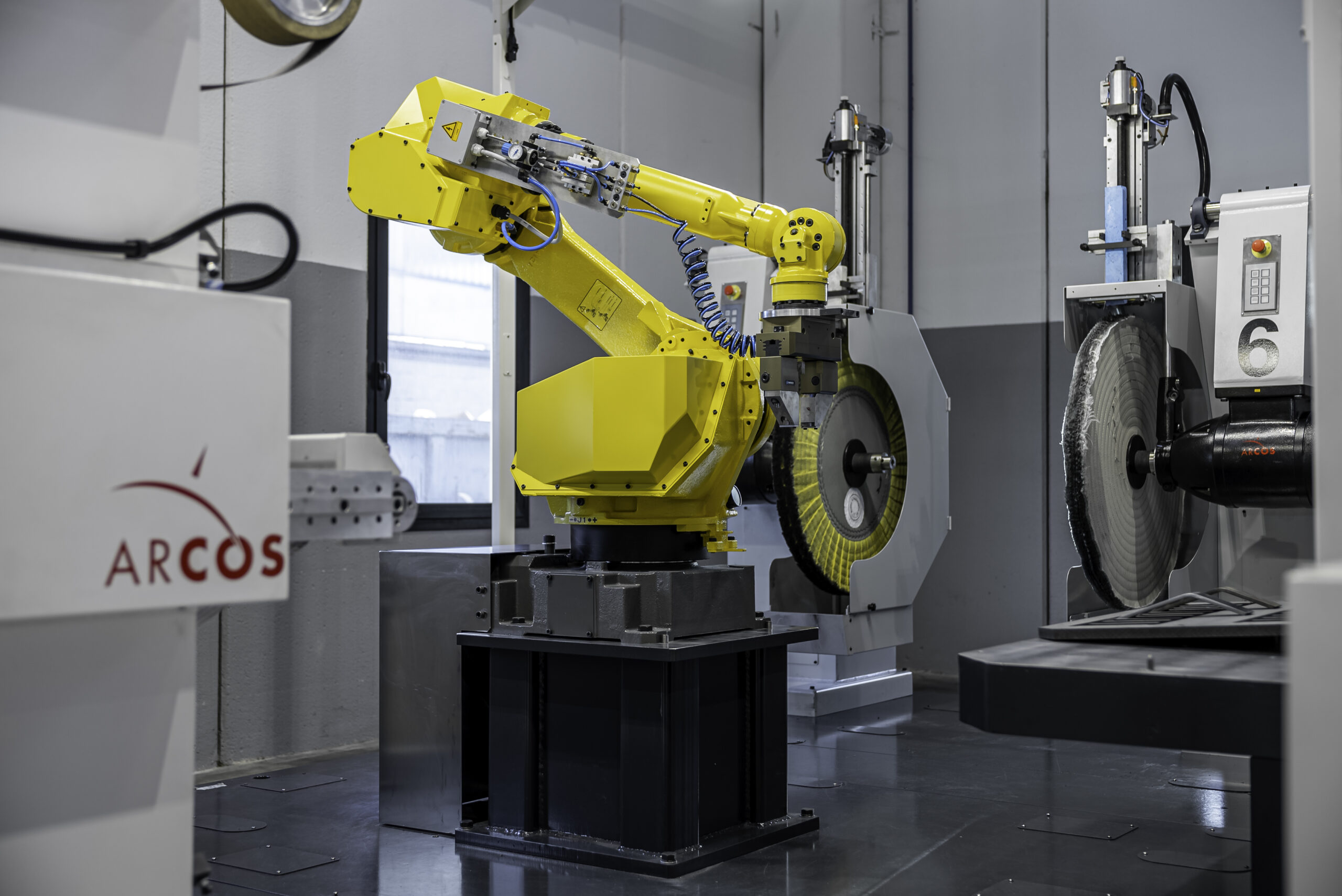 Robotics in Industry 4.0: all you need to know about the industry of the future